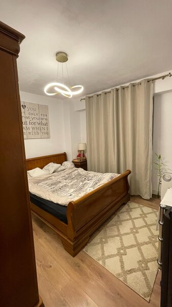 Aparatorii Patriei, Facultatea Spiru Haret,